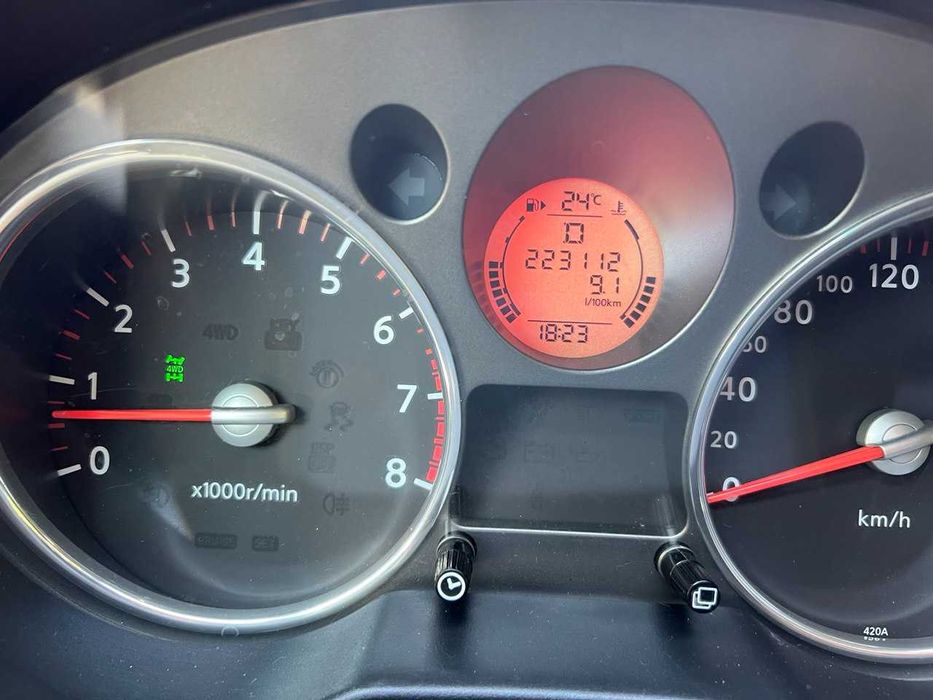 Продам Nissan X-Trail T31 2.5 4WD