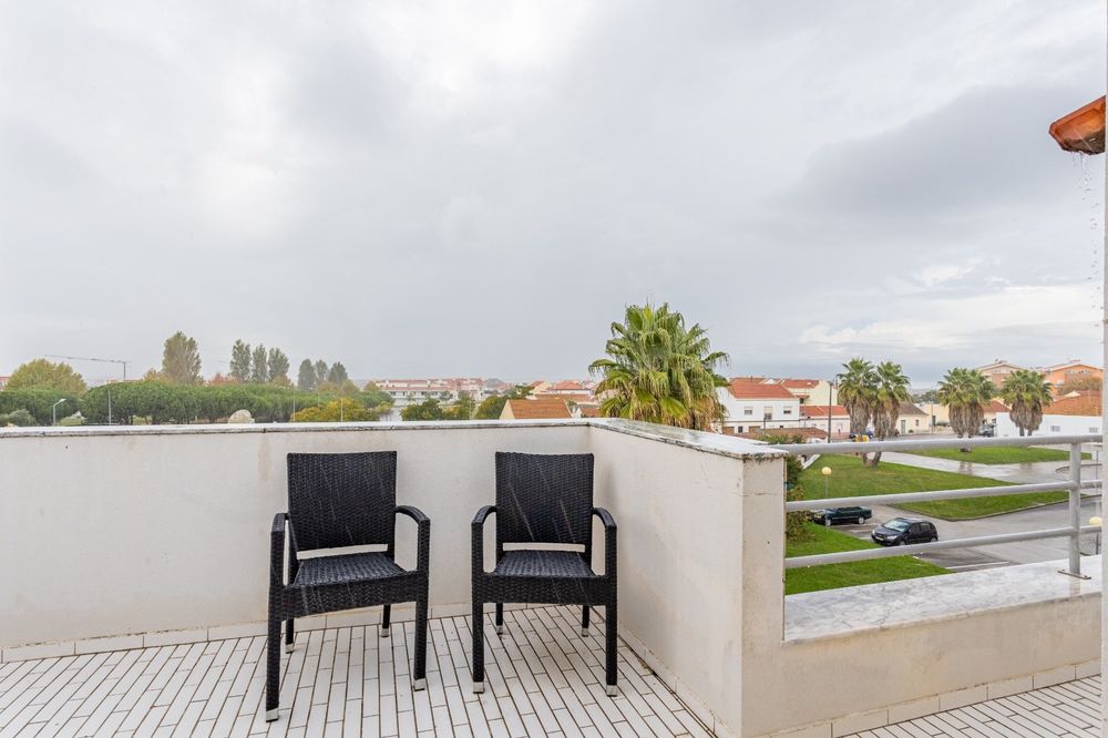 Mobílias em ótimo estado