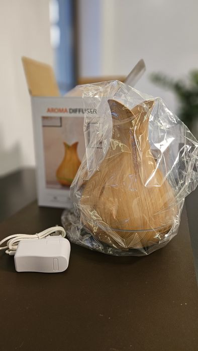 Nawilżacz powietrza, 400ml, aromaterapia, 7 kolorów LED