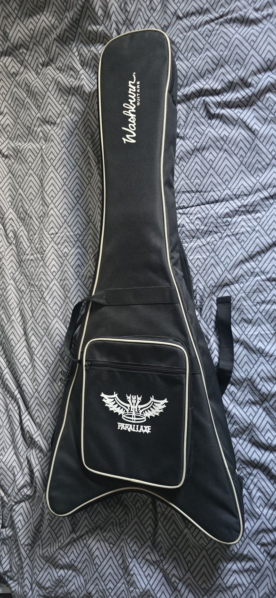Gitara do metalu. Washburn Parallaxe V260. Flying  V-ka. Nie Solar.