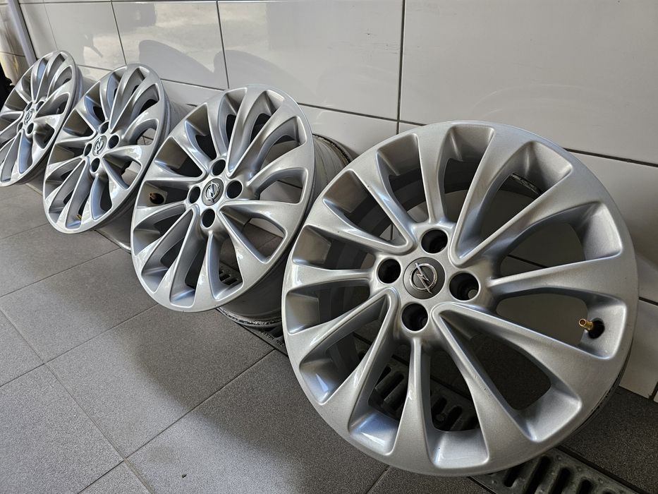Alufelgi 16 4x100 ORYGINAŁ Opel Corsa D E Adam Meriva Astra H Fiat Gra