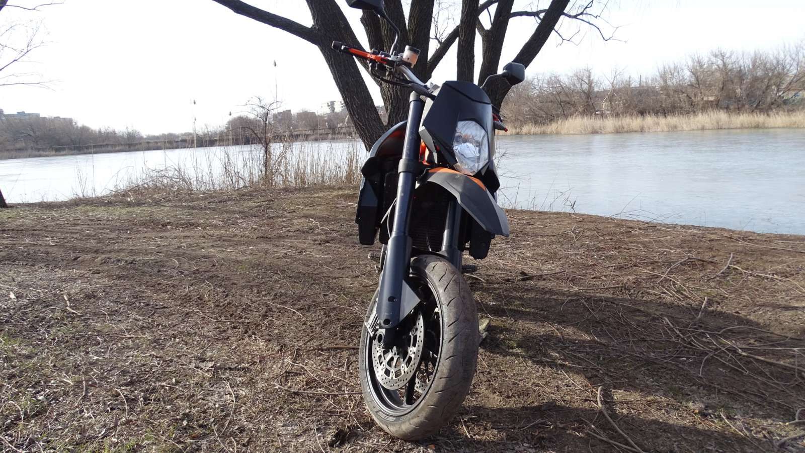 Мотоцикл KTM LC 8 объем 950