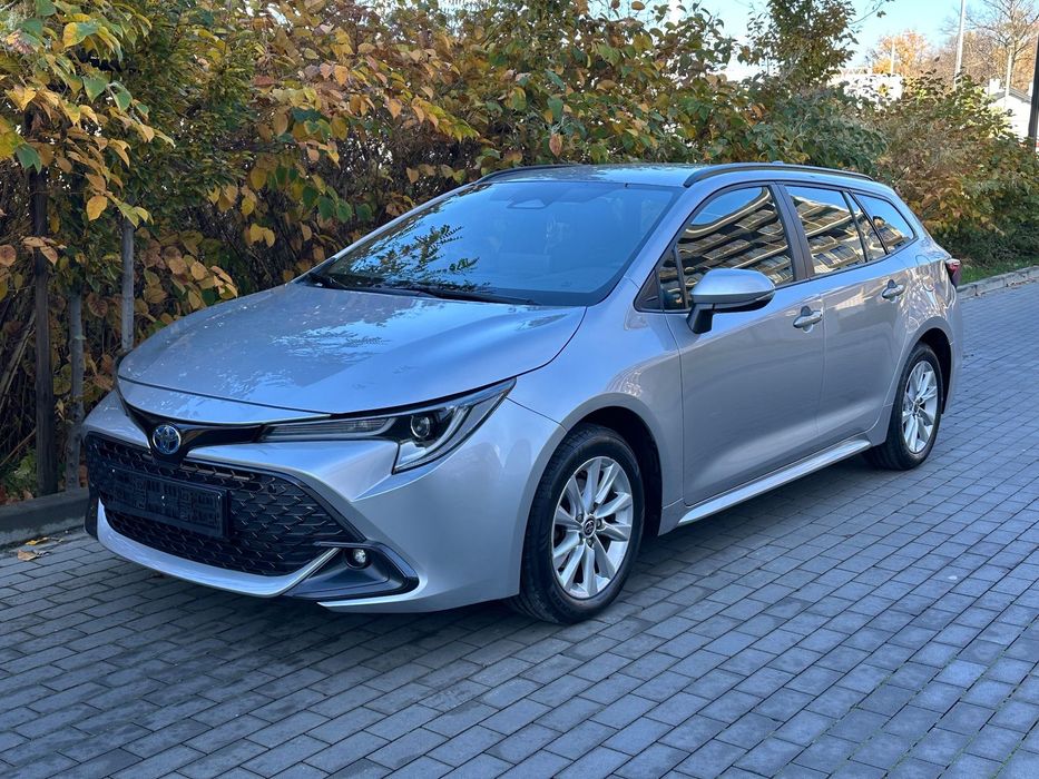 Toyota Corolla Toyota Corolla 1.8 hybryda, 2023 rocznik, lift.