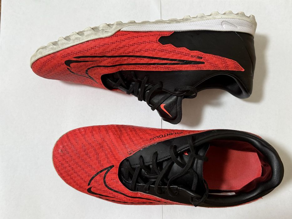 Сороконіжки Nike Phantom