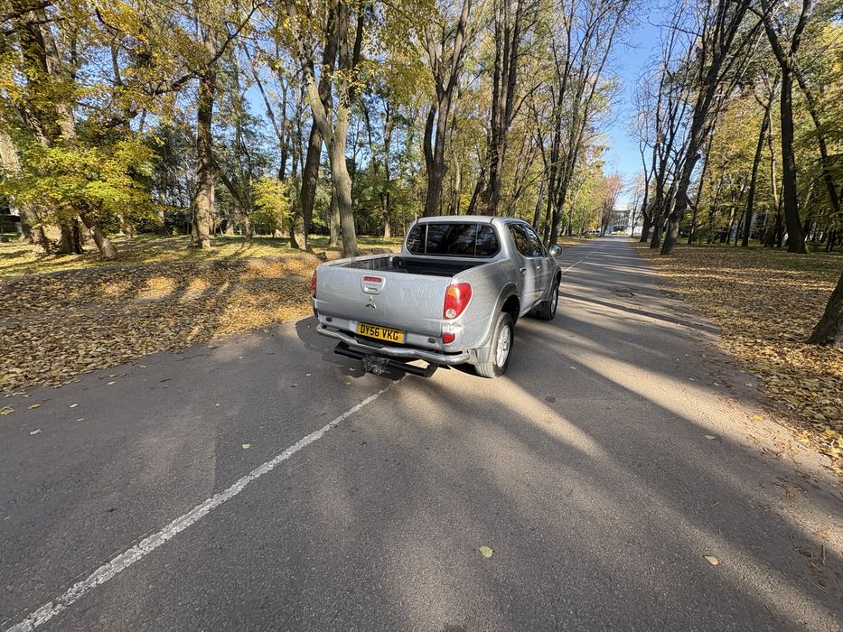 Свіжо пригнана міцюбісі л200