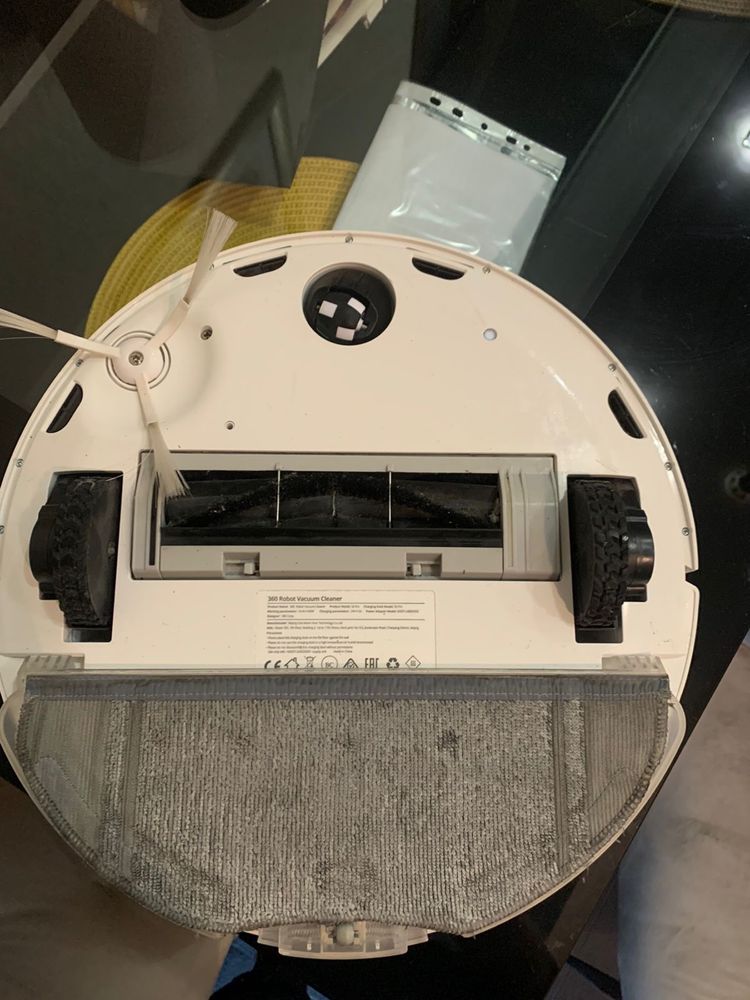 Продам робот пылесос 360 robot vacuum cleaner s6 pro