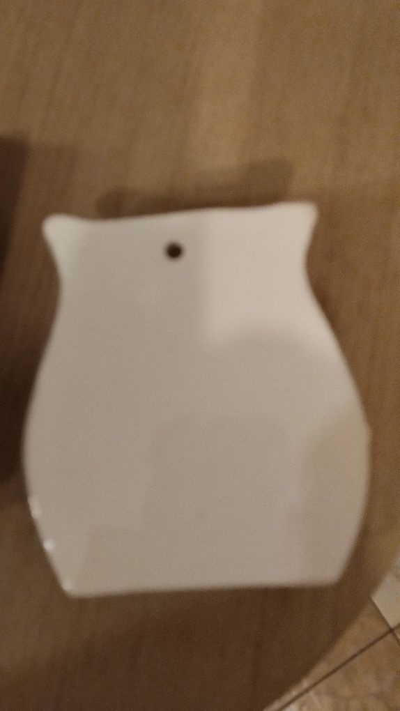 Nawilżacz ceramiczny na kaloryfer. Nowy