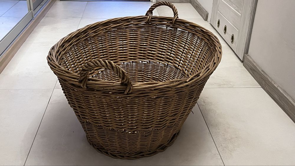 Kosz wiklinowy na pranie owalny duży 70x50cm