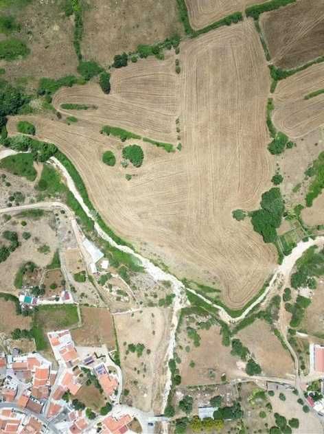 Terreno Incrível de 37.000m² a 15km dos Grandes Centros