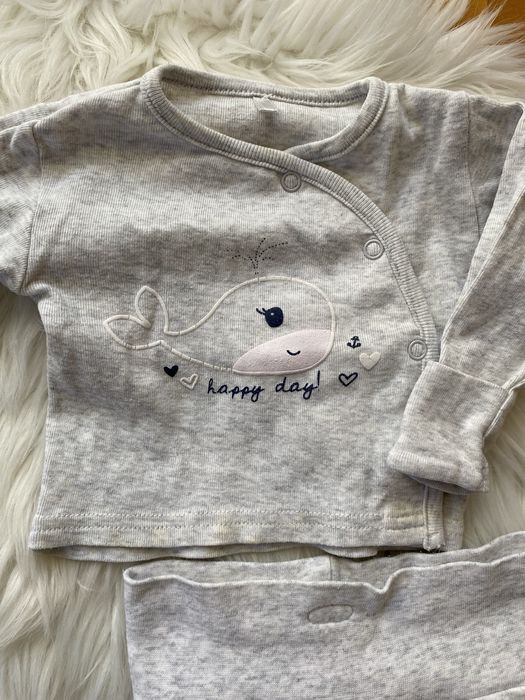 Komplet niemowlęcy zestaw kaftanik i spodnie