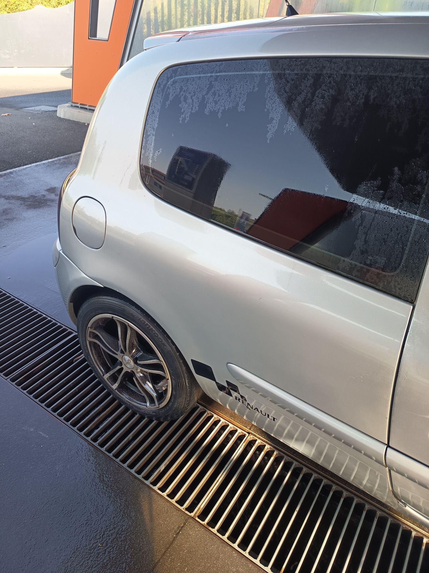 Clio 1.5 comercial
