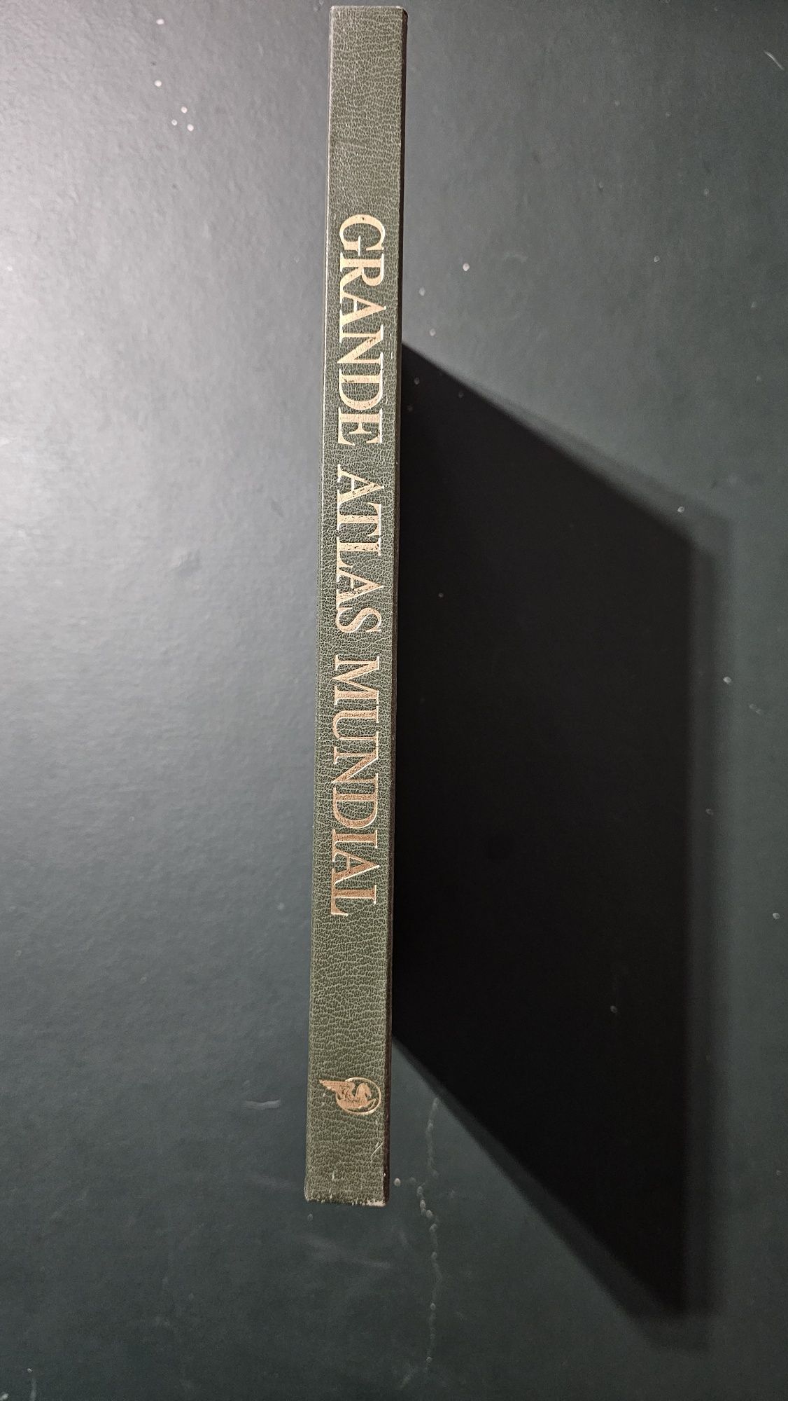 Livro Grande Atlas Mundial