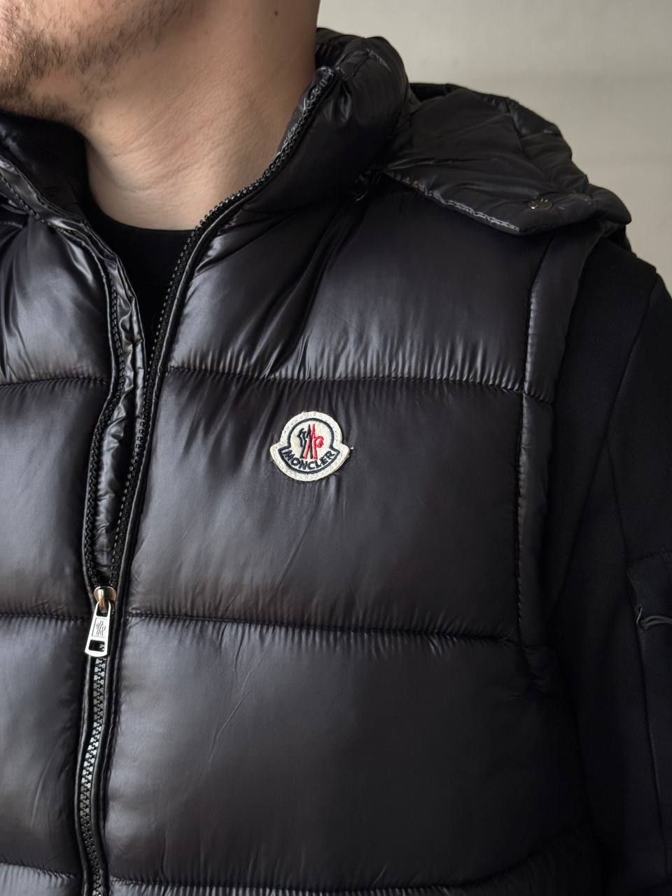 Жилетка - безрукавка від /MONCLER/Монклер
