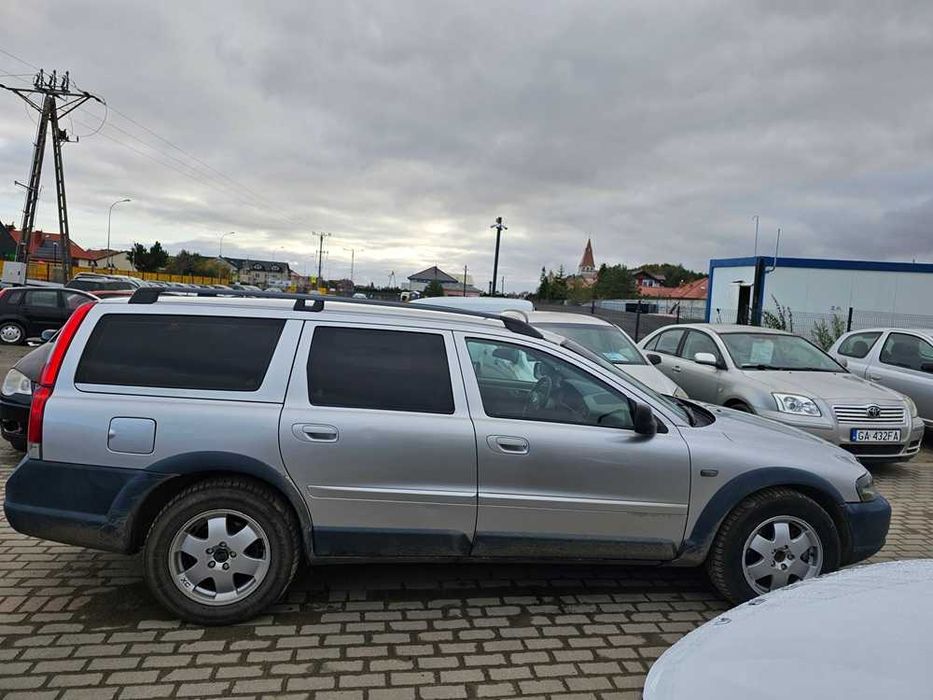 Volvo XC70 4X4 AUTOMAT 2002r. 2.4 diesel 163KM/Opłaty aktualne