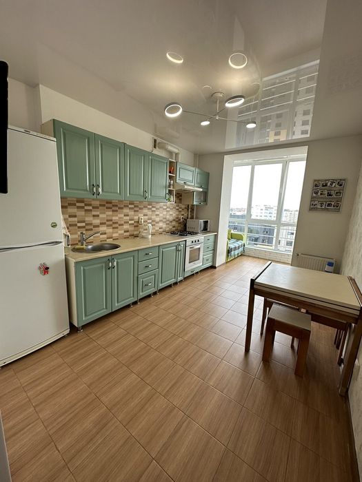 Двостороння 2к з класним ремонтом. ТОРГ! 24255