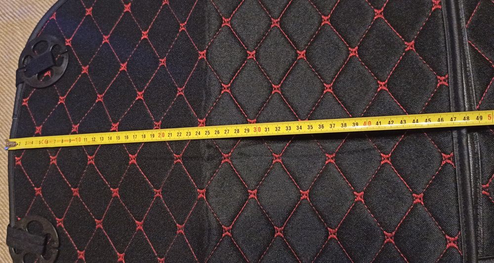 Pokrowce na krzesła samochodowe 4 sztuki. Rozmiar 47x47 cm.Cena za 4s