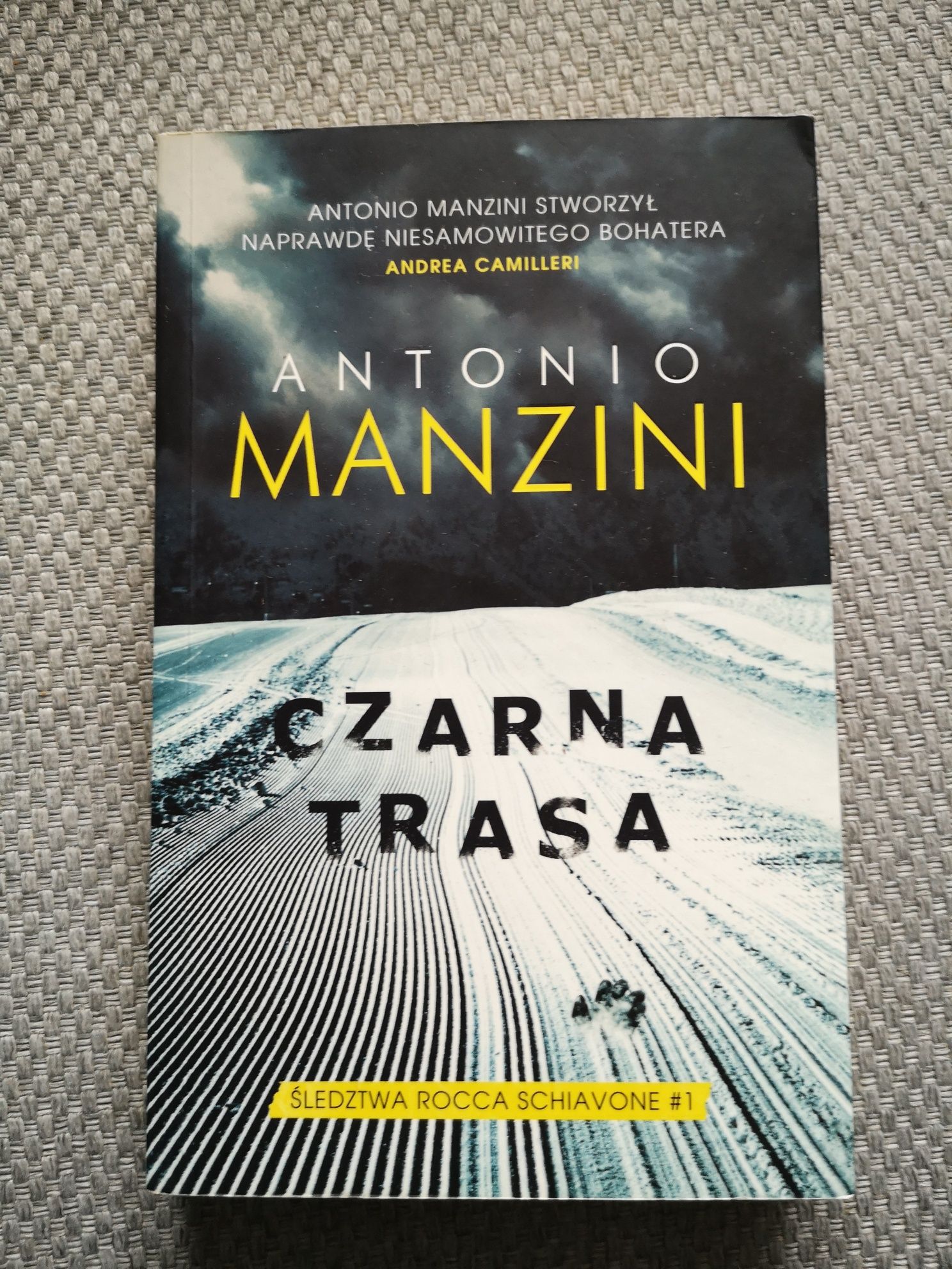 Książka "Czarna trasa" Antonio Manzini