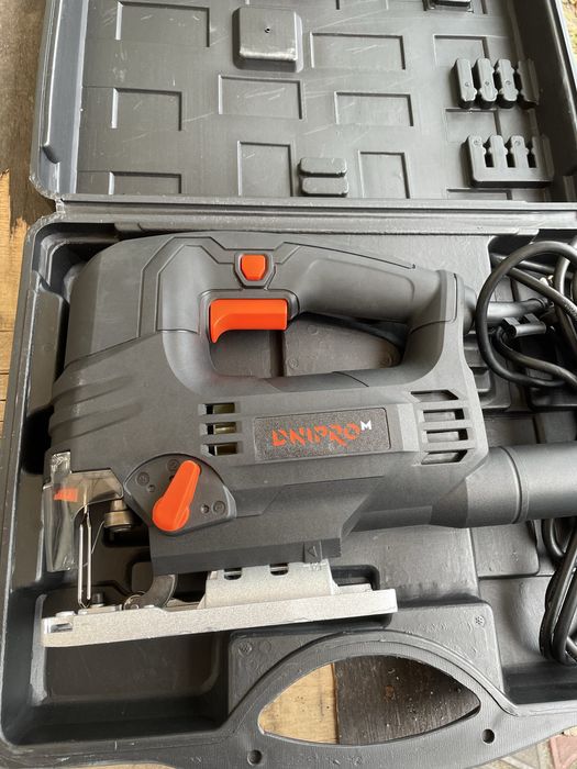 Электрическая лобзиковая пила Dnipro-M JS-80LX