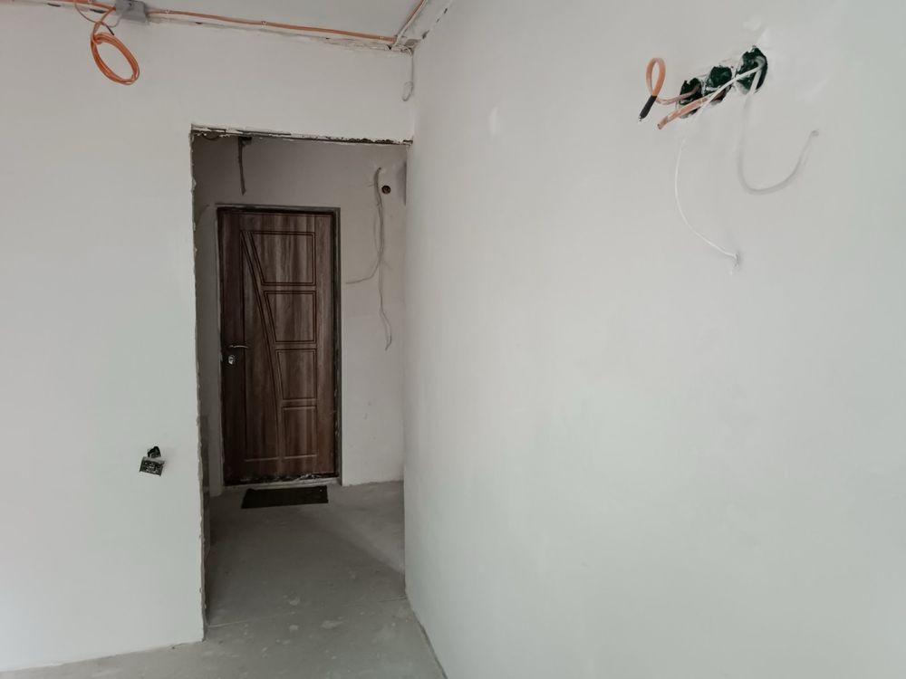 Продам 2 кв. Салтовское шоссе, 8 хлебзавод.