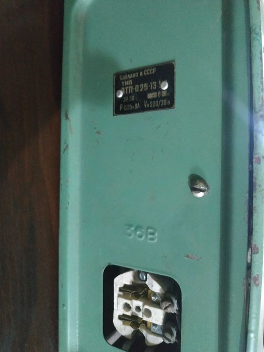 Трансформатор понижающий 220/36в