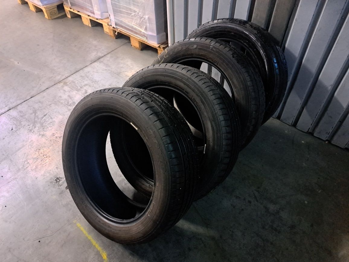 Komplet opon letnich Toyo Proxes R46A 225/55R19 99V, przebieg 1000 km