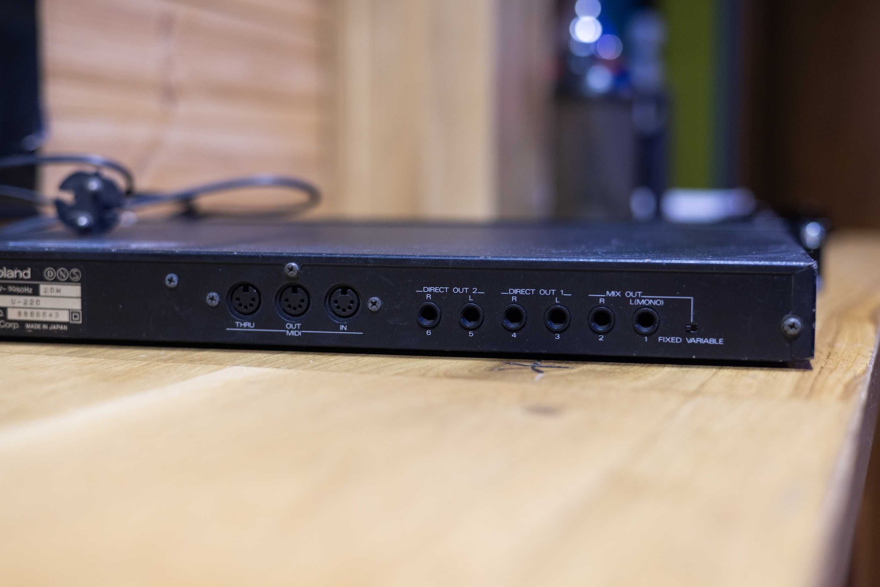 Roland U220 RS PCM + karty z brzmieniami