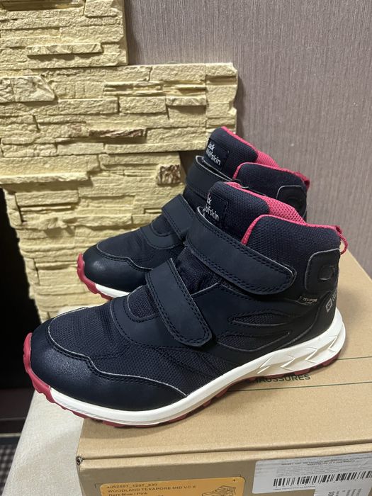 Jack Wolfskin ботинки дитячі демі 33 р