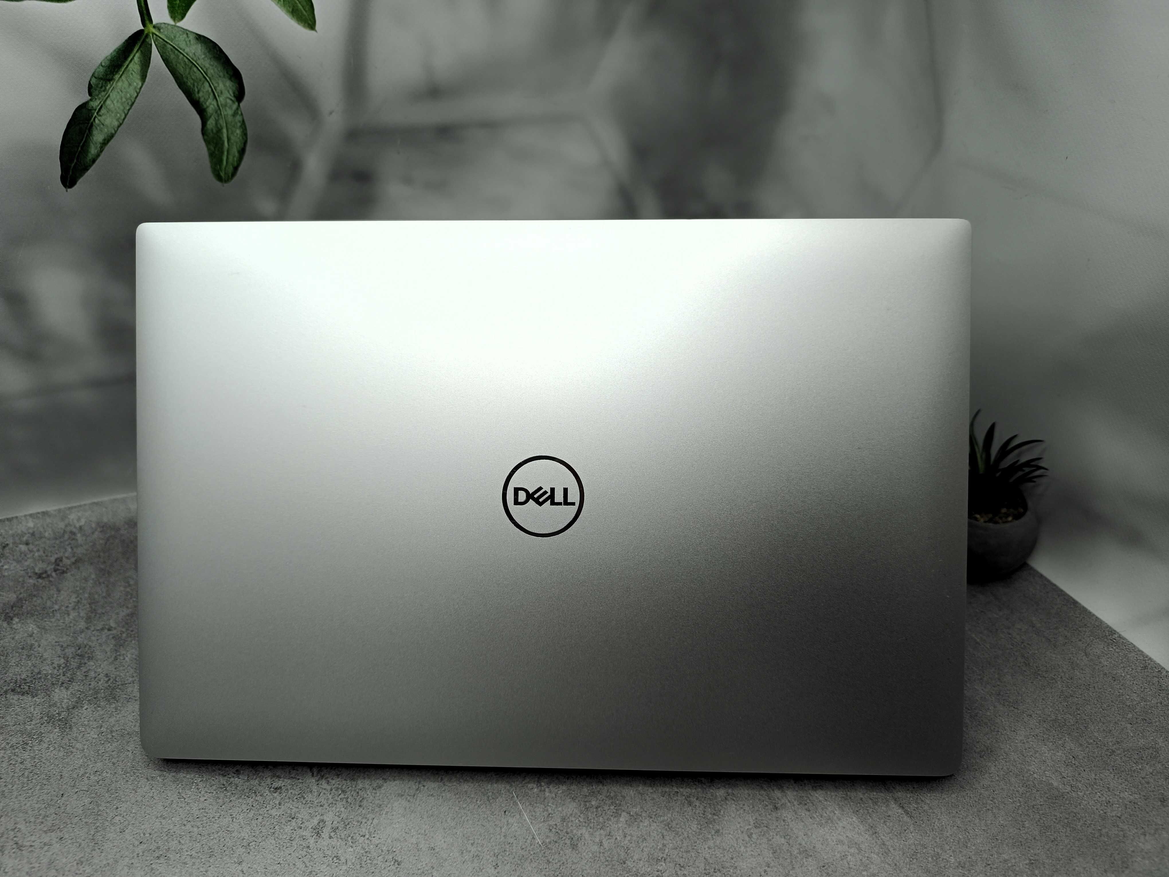 Quadro T2000 4 GB/32/SSD 1TB/Dell Precision 5540/i9-9880H/8 ядер/IPS