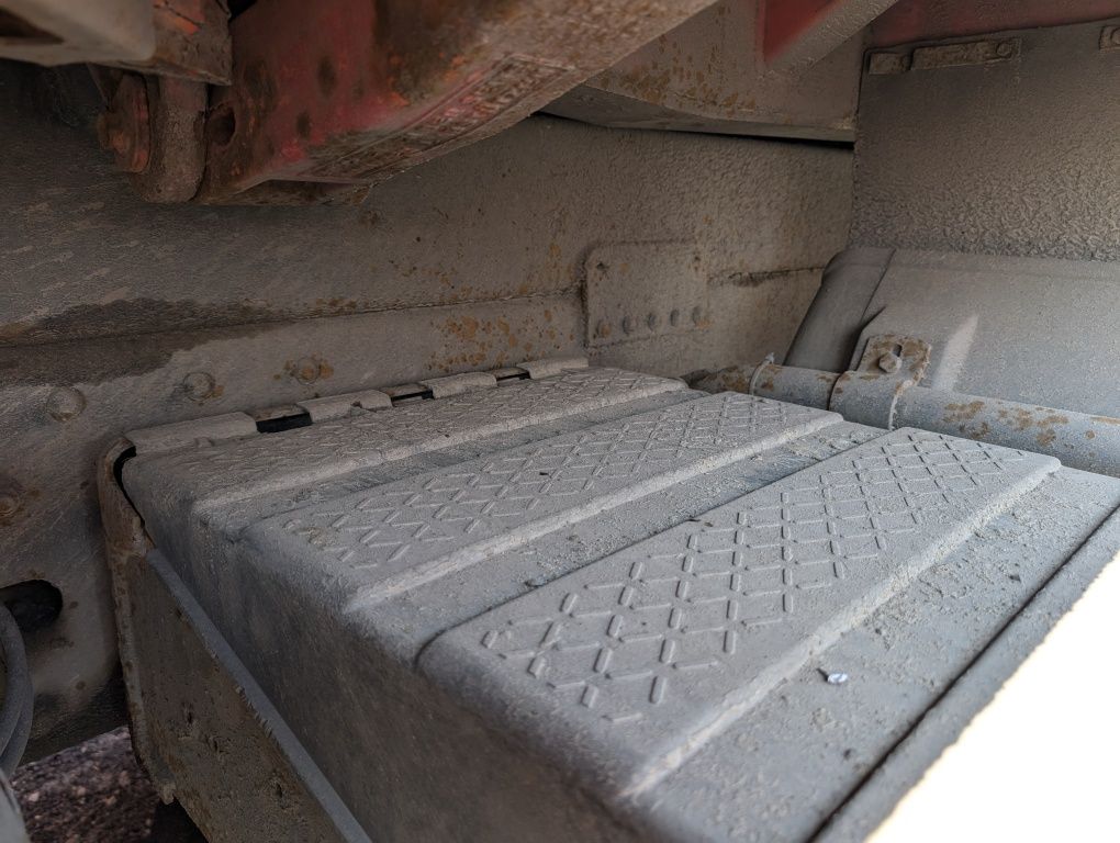 MAN F2000  35.414 8x4
