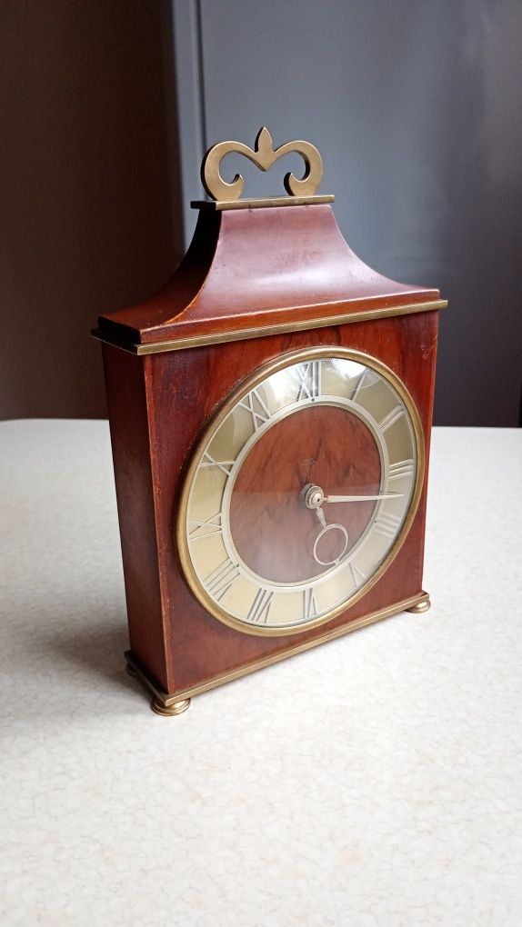 Zegar nakręcany mosiężny drewniany Smith 24 cm wysokość