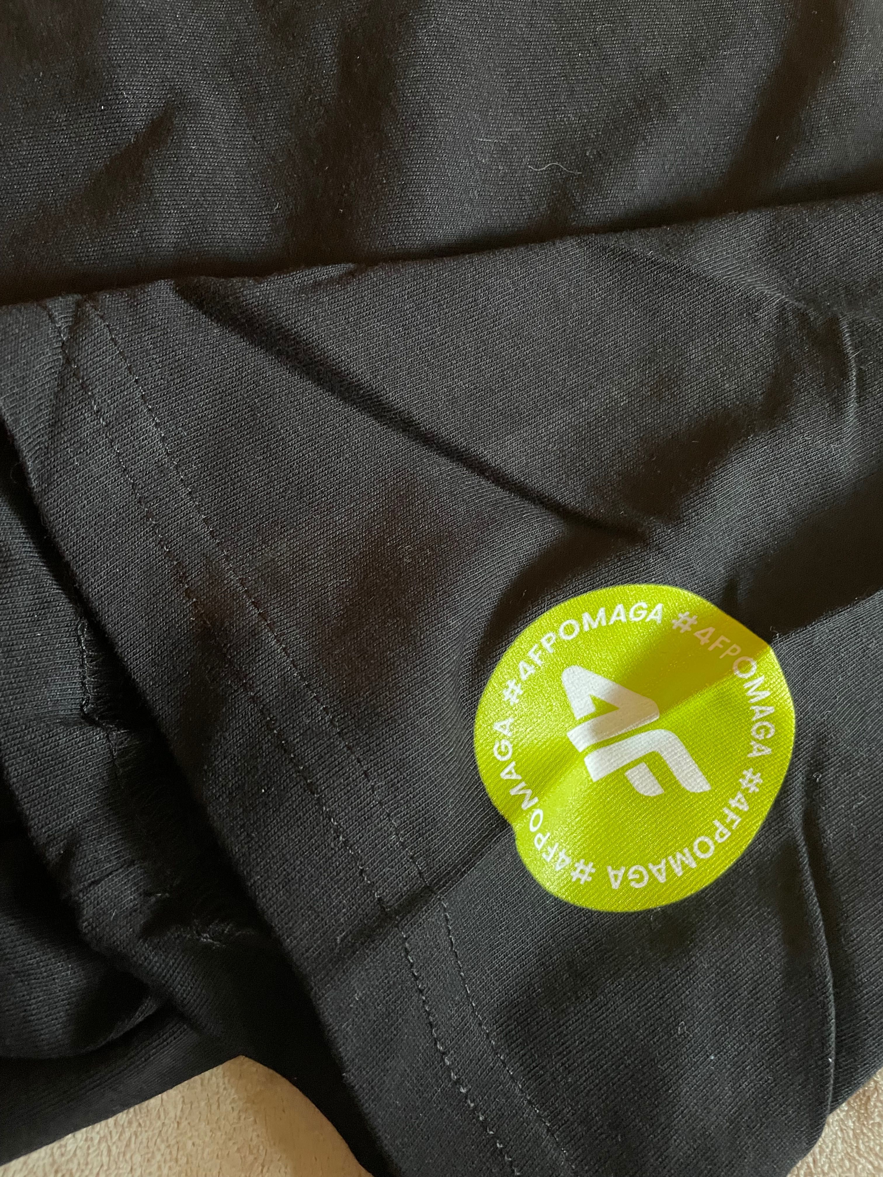 Czarna męska koszulka cegiełka # Pomoc dla Ukrainy, r. L
