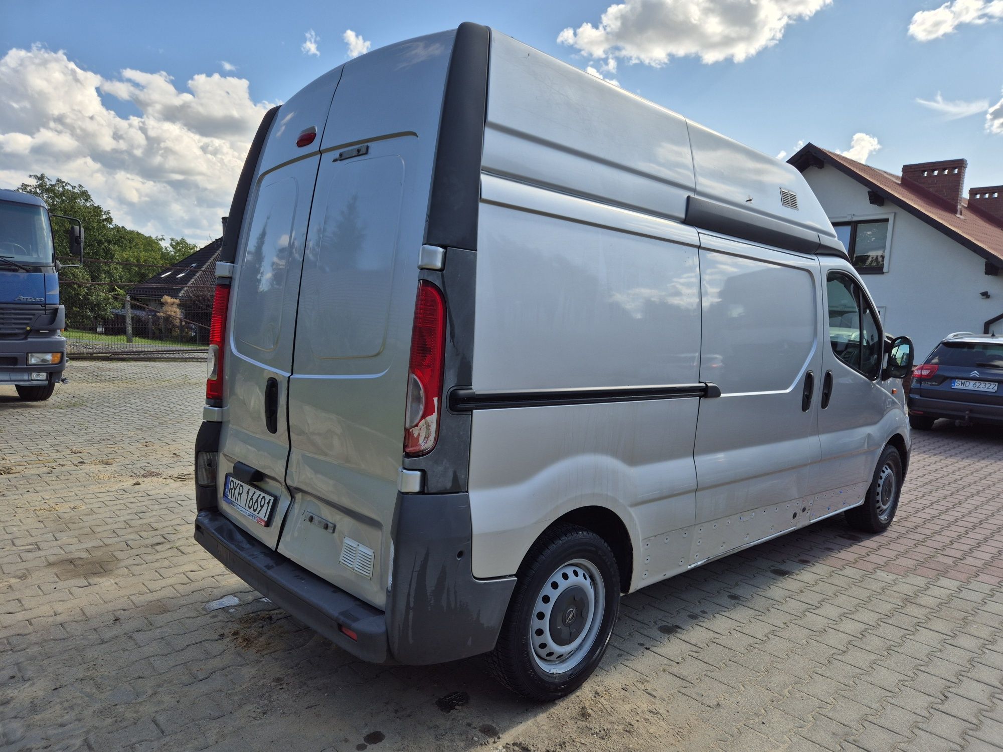 Opel Vivaro L2H2 2.0 cdti 115 KM rok 2007 blaszak