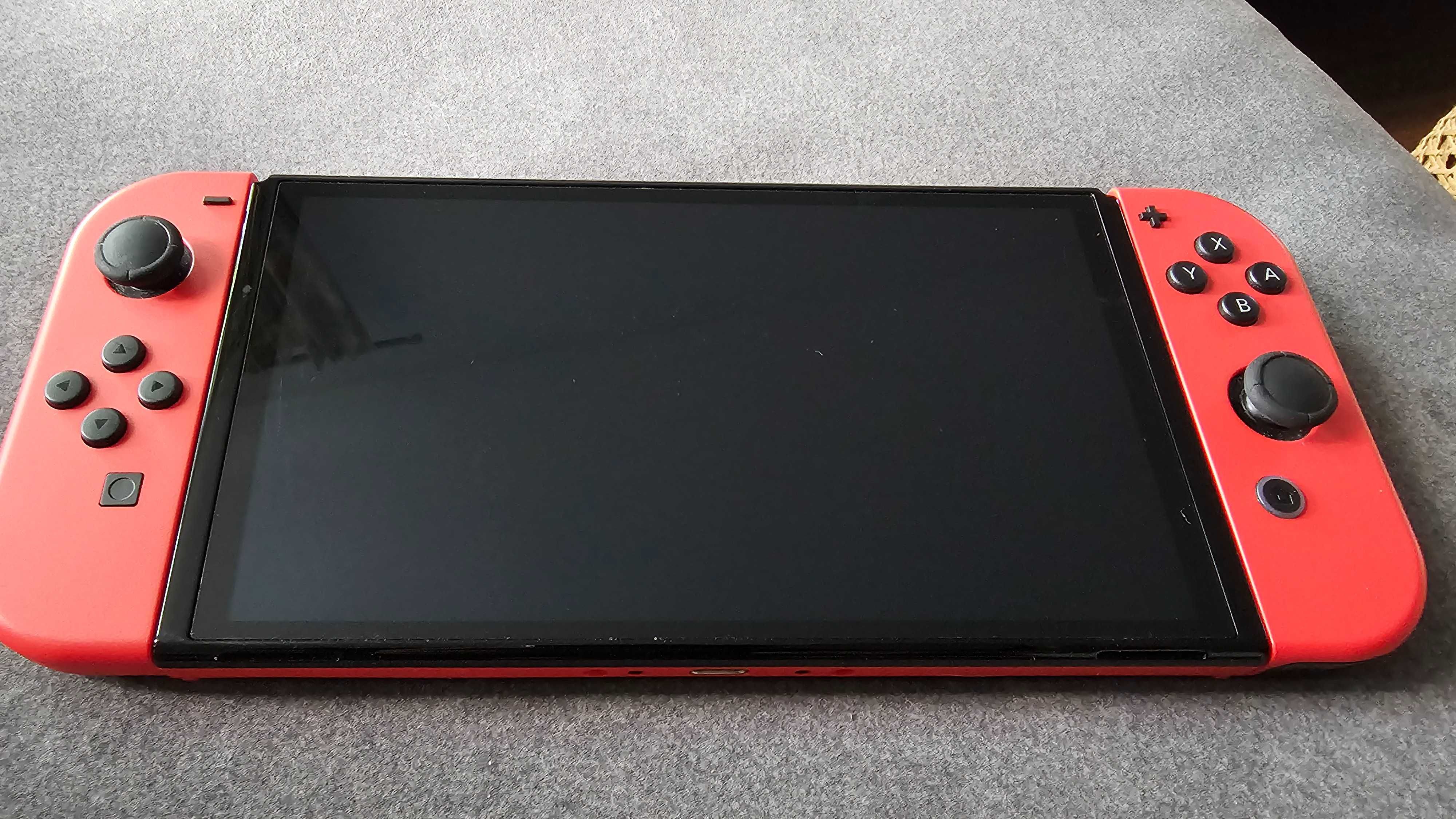 Swiitch OLED + 4Joycony, covert dock. MicroSD 256GB Edycja Mario!