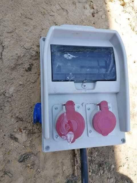Rozdzielnia elektryczna 4 gniazda (różnicówka) + kabel YKY 5x16 6mb