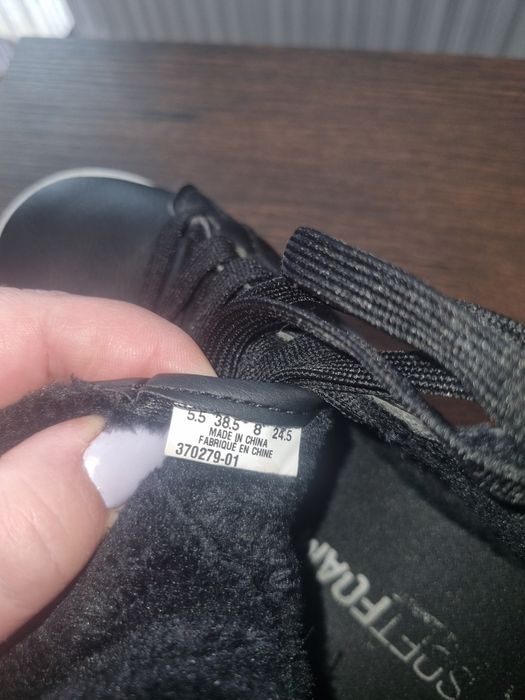 Czarne buty z futerkiem