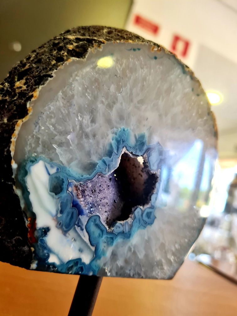 Geode Ágata azul com suporte