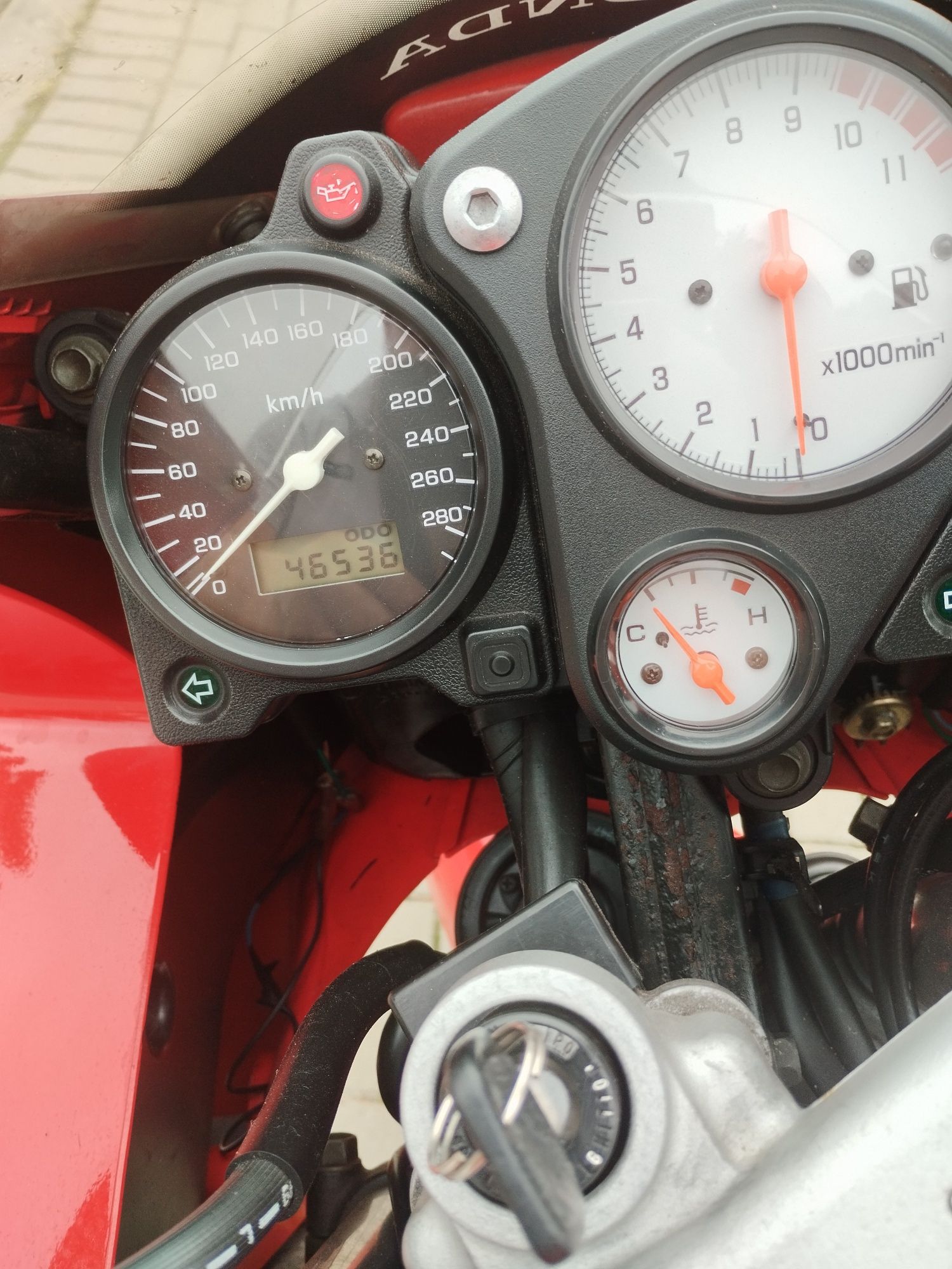 Honda vfr 1000f rok 2001 bdb stan