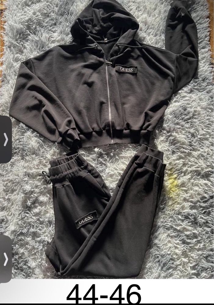 Чорний костюм guess