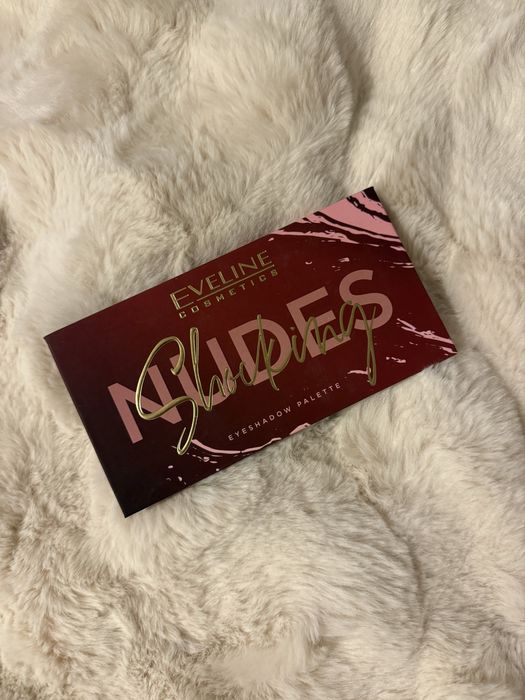 EVELINE Nudes Shocking Paleta 12 cieni do powiek