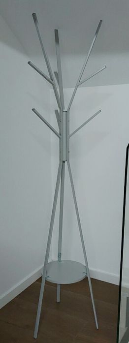 Vendo cabide cinzento