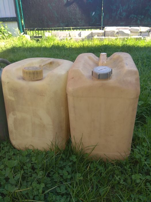 Канистры  20л, 10л, 5л.