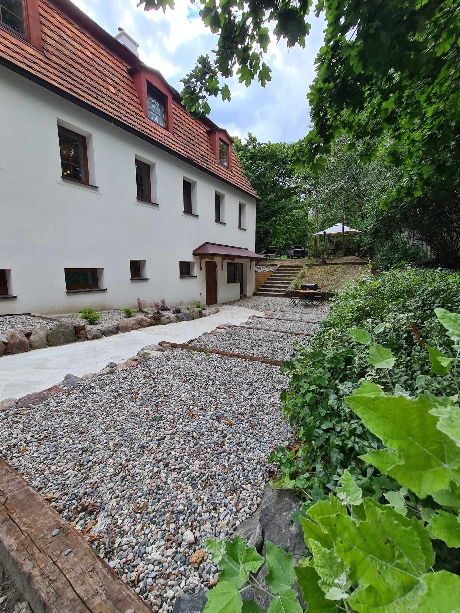 Dworek 14 osób Park nad jeziorem, koło Kórnika