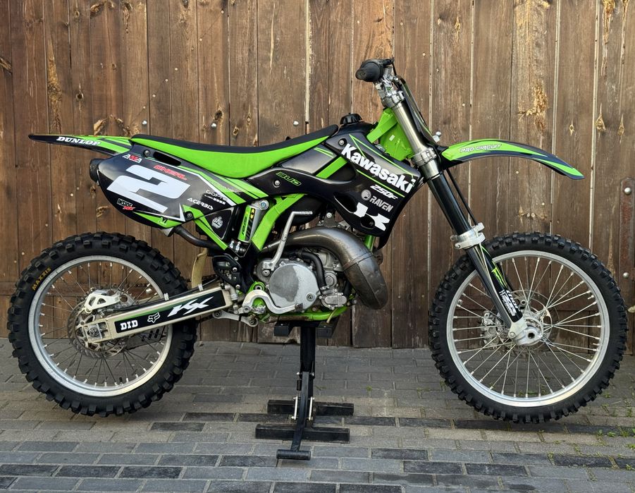 Kawasaki KX 250  2T  2002  zadbany