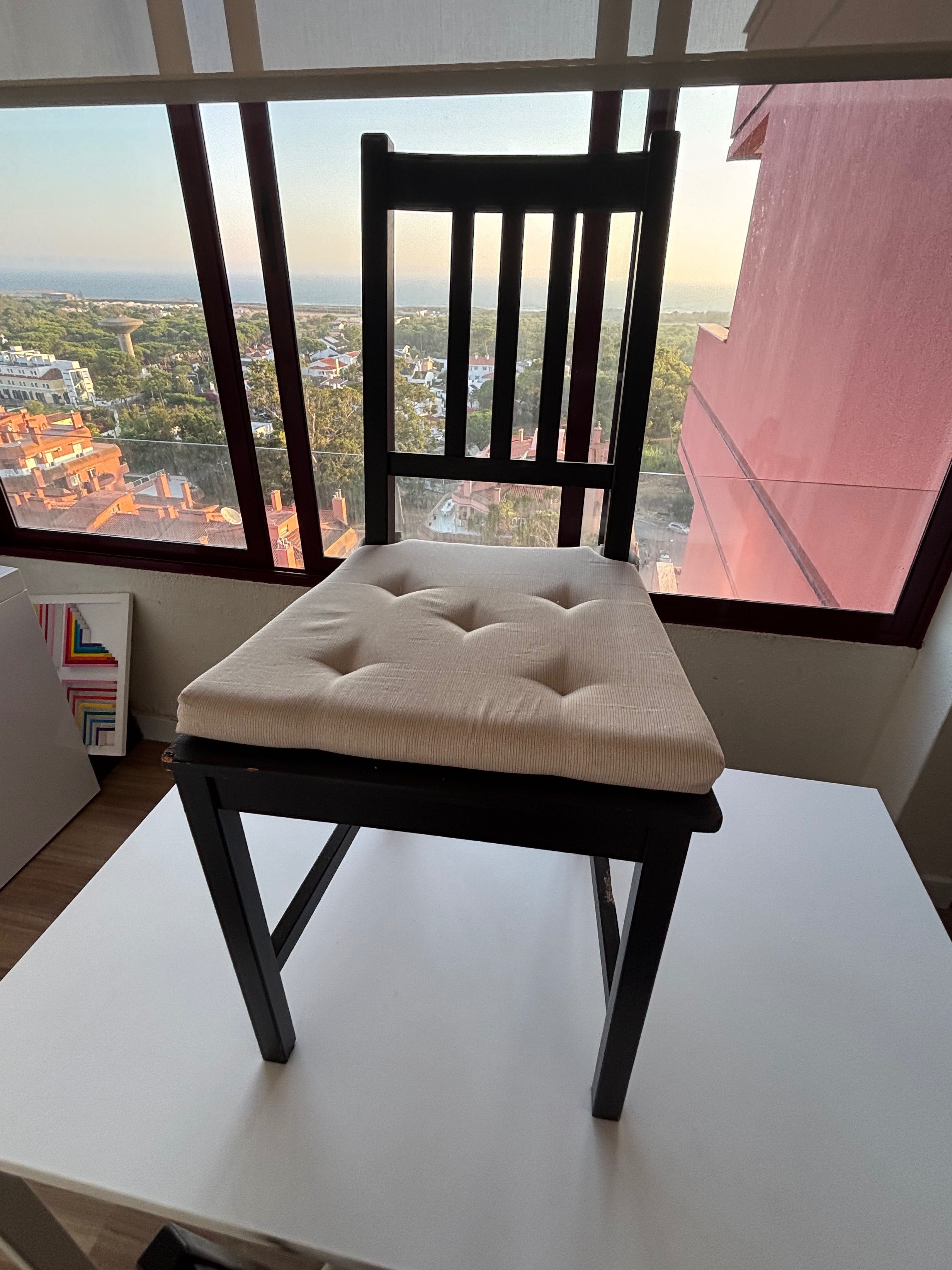 Mesa jantar com cadeiras