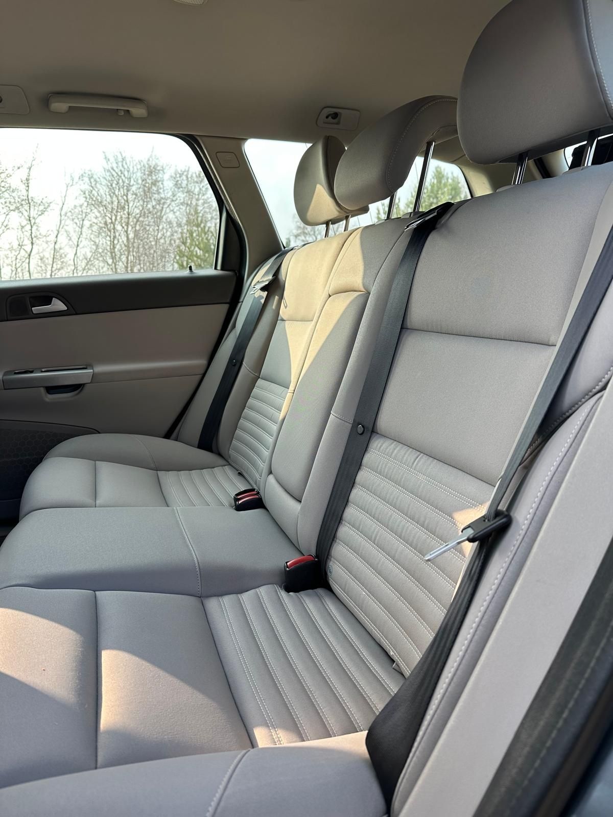 Volvo v50 2.0 d super stan!