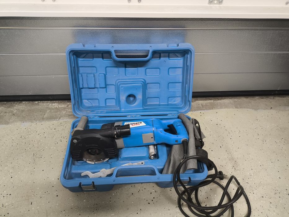 Bruzdownica graphite pro 59GP300, 2400W