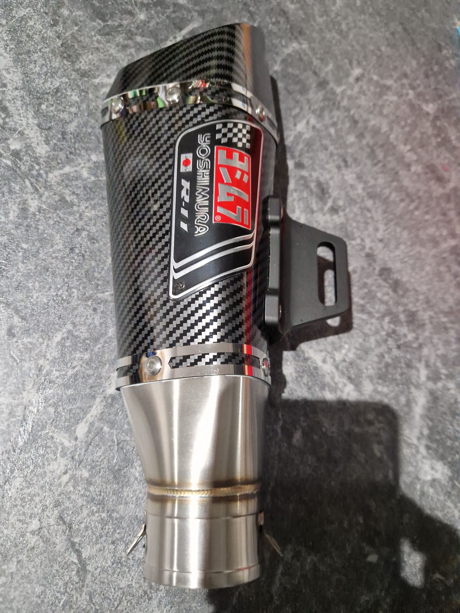 Tłumik wydech yoshimura r11 akrapovic Leo Vince