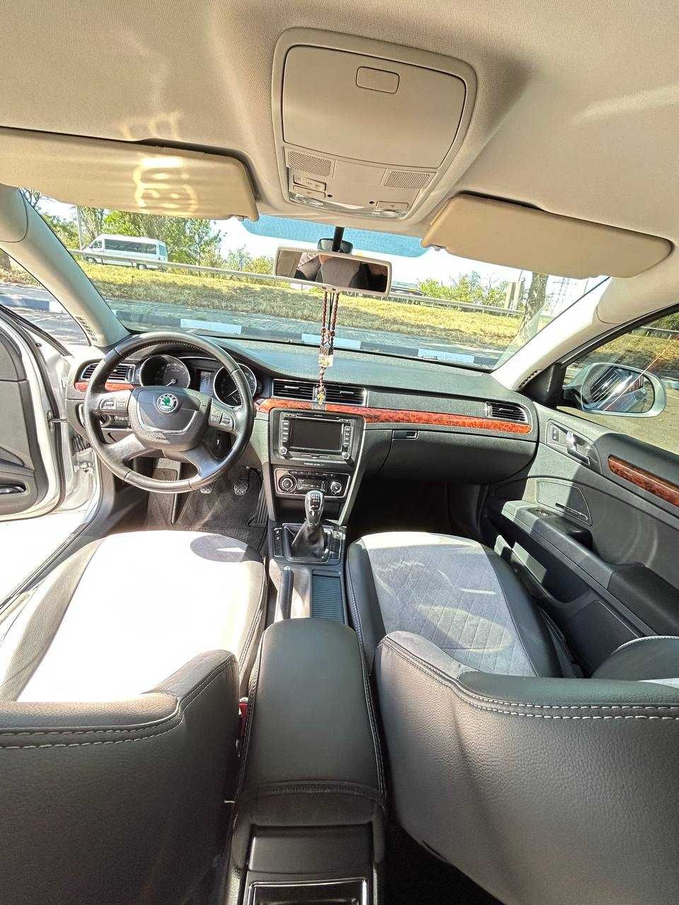 Skoda Superb Шкода Суперб 2012р ПОВНИЙ ПРИВІД Дизель ІДЕАЛЬНИЙ стан!