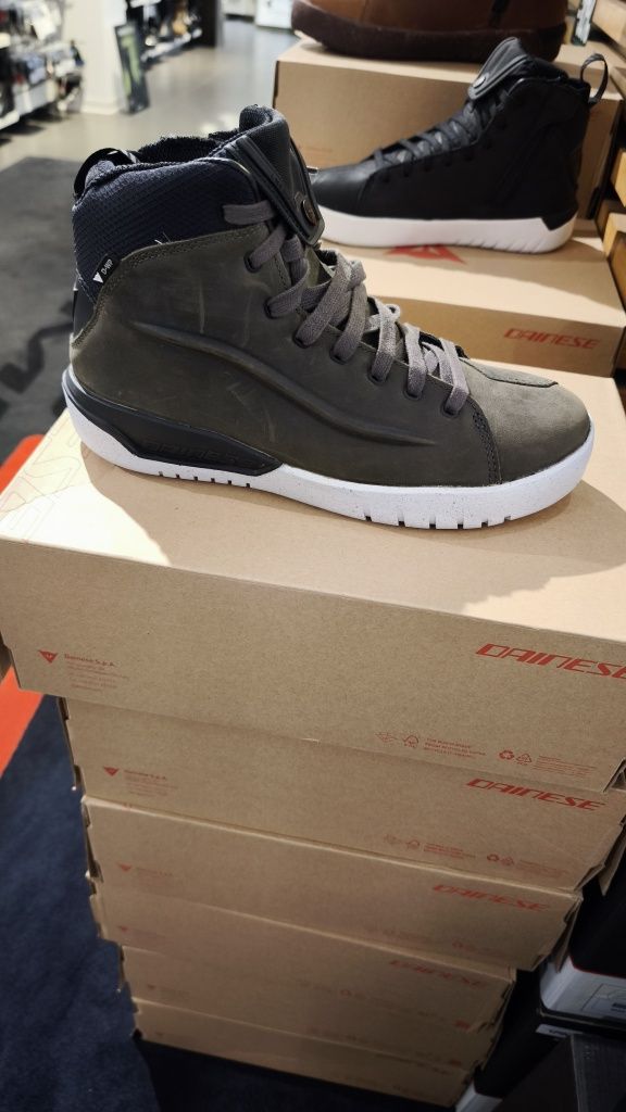Botas Dainese novas
