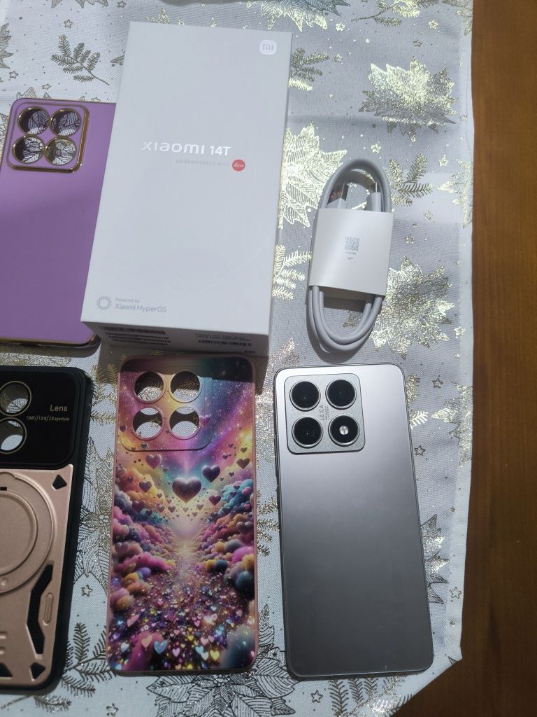 Xiaomi 14 T com capas
